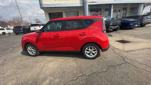 2024 Kia Soul LX