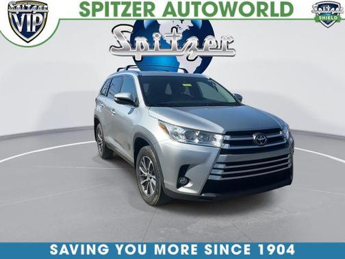 Predawn Gray Mica 2019 Toyota Highlander XLE