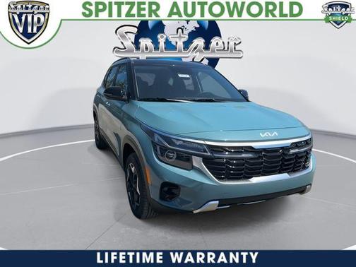 Blue / Black 2026 Kia Seltos S