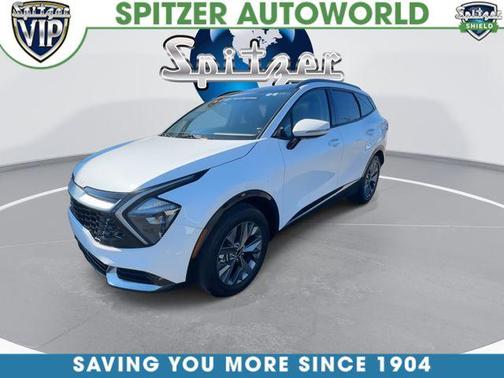 Glacial White Pearl 2023 Kia Sportage SX