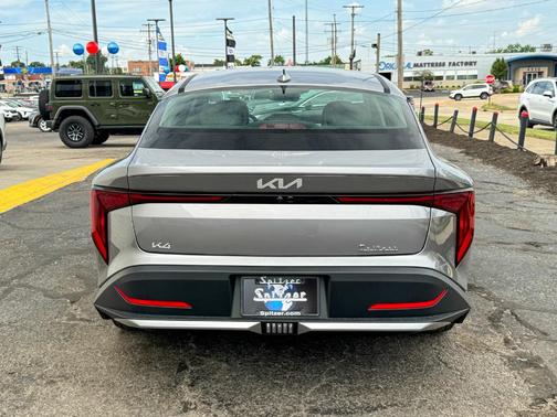 2025 Kia K4 EX