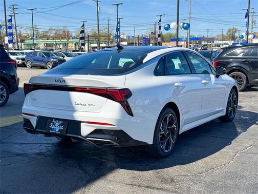 2025 Kia K5 GT-Line
