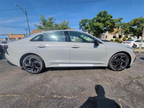 2026 Kia K5 GT-Line