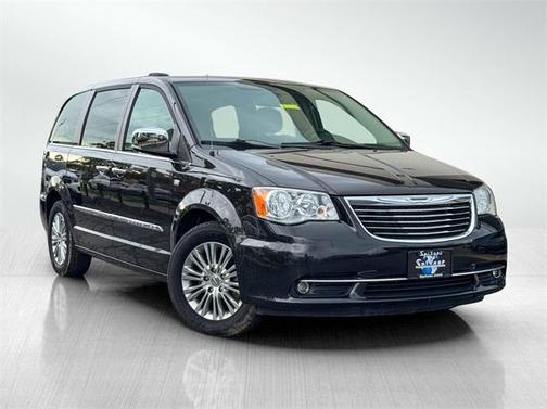 2014 Chrysler Town & Country Touring-L
