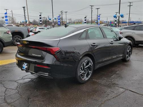 2025 Kia K5 GT-Line