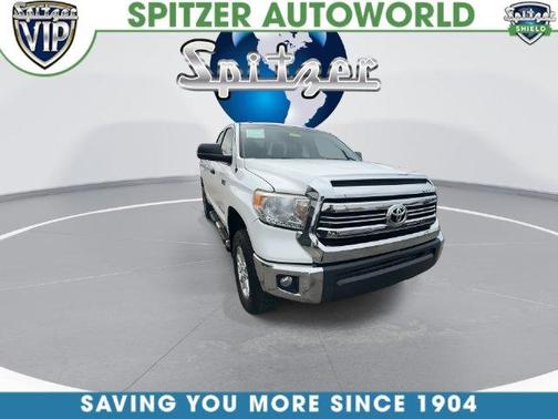 Super White 2017 Toyota Tundra SR5