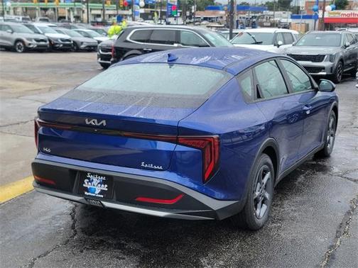 2025 Kia K4 LXS