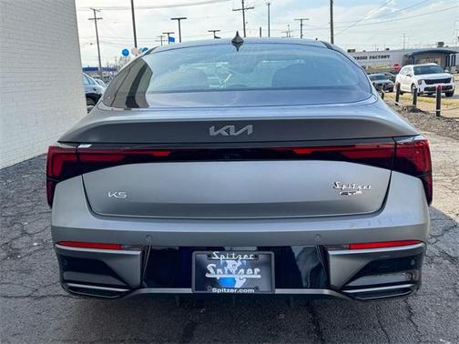 2025 Kia K5 GT-Line