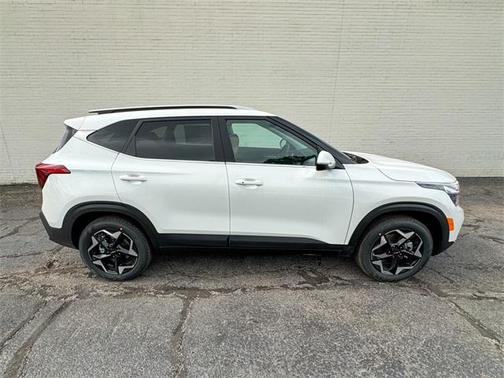 2025 Kia Seltos EX
