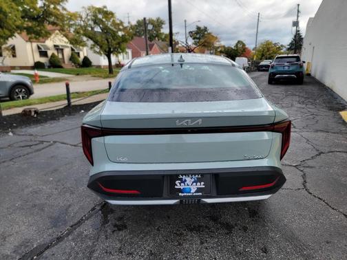 2025 Kia K4 EX