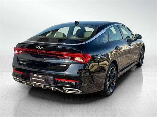 2024 Kia K5 GT-Line