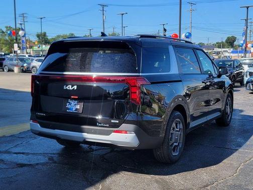 2026 Kia Carnival Hybrid EX