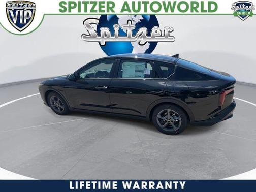 Aurora Black Pearl 2026 Kia K4 LXS