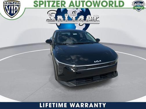 Aurora Black Pearl 2026 Kia K4 LXS