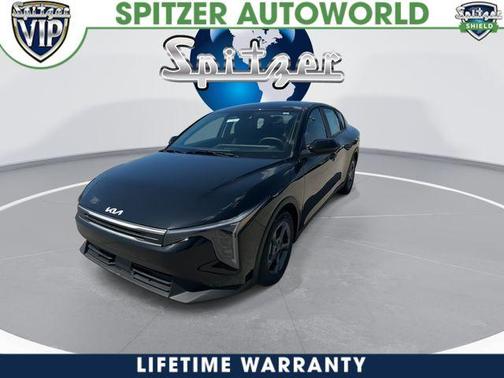 Aurora Black Pearl 2026 Kia K4 LXS