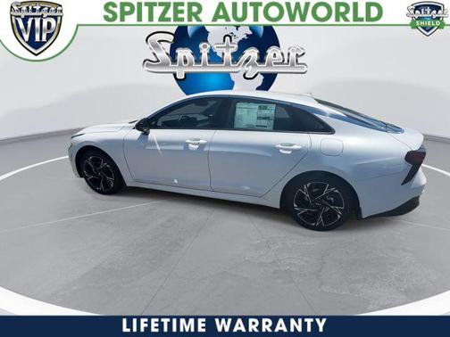 Snow White Pearl 2026 Kia K5 GT-Line