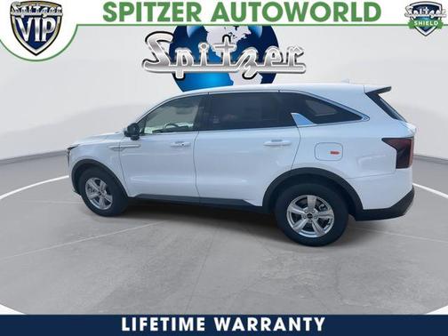 Glacial White Pearl 2026 Kia Sorento LX