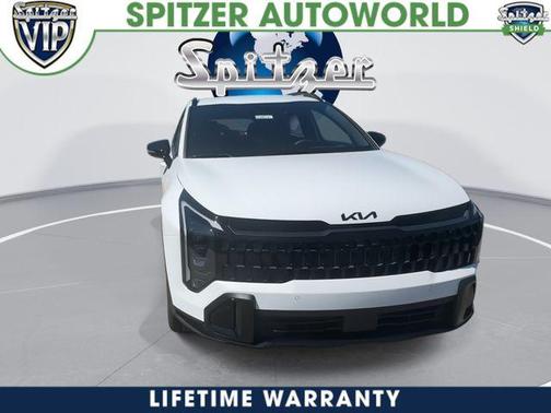 Glacial White Pearl 2026 Kia Sportage X-Line
