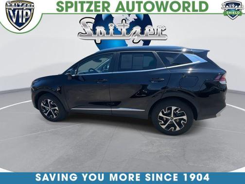 Ebony Black 2024 Kia Sportage EX