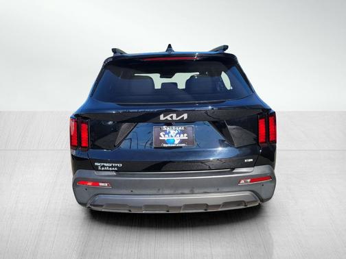 2023 Kia Sorento X-Line S