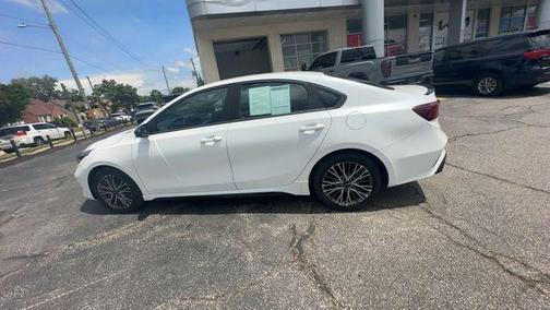 Snow White Pearl 2023 Kia Forte GT-Line