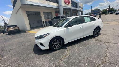 Snow White Pearl 2023 Kia Forte GT-Line
