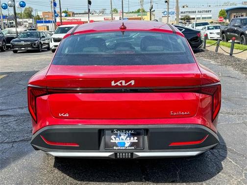 2025 Kia K4 LXS