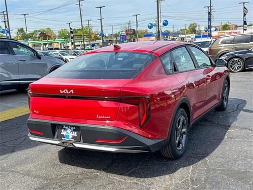 2025 Kia K4 LXS