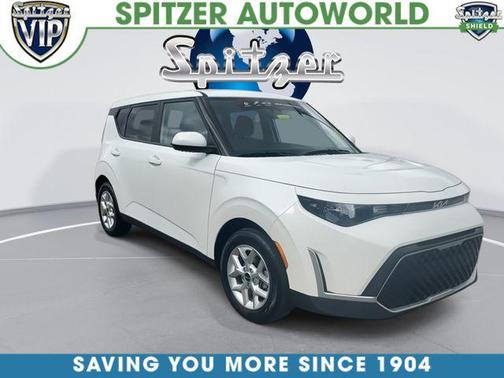Snow White Pearl 2024 Kia Soul LX