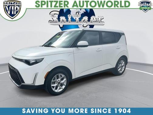 Snow White Pearl 2024 Kia Soul LX
