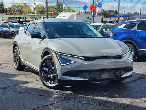 2025 Kia EV6 Light Long Range