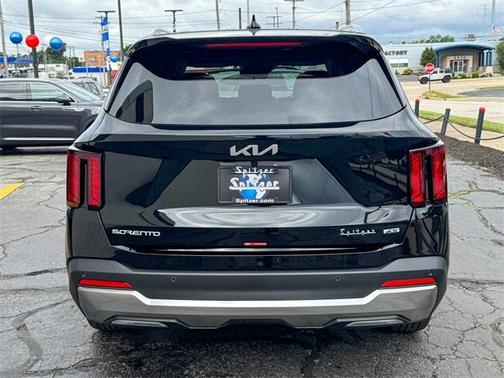 2025 Kia Sorento S