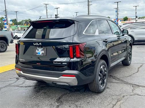 2025 Kia Sorento S
