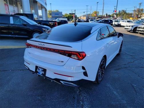 2022 Kia K5 GT-Line