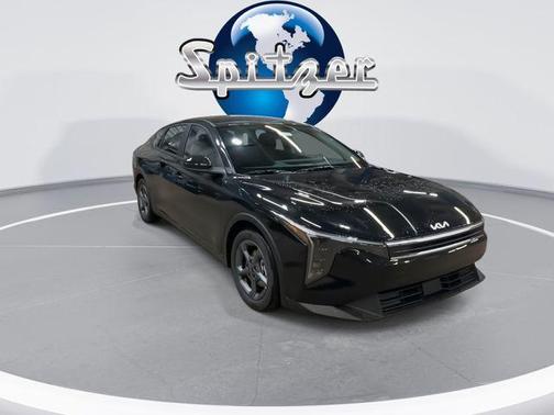 2026 Kia K4 