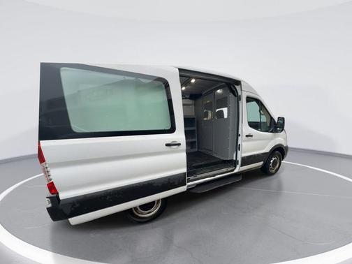 2022 Ford Transit-250 Base