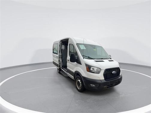 2022 Ford Transit-250 