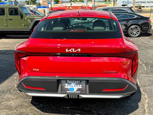 2025 Kia K4 EX