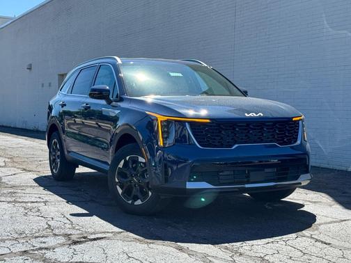 2025 Kia Sorento S