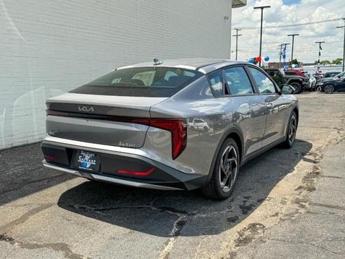 2025 Kia K4 EX