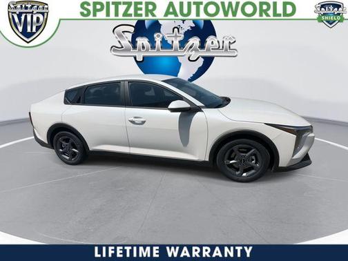 Snow White Pearl 2026 Kia K4 LXS