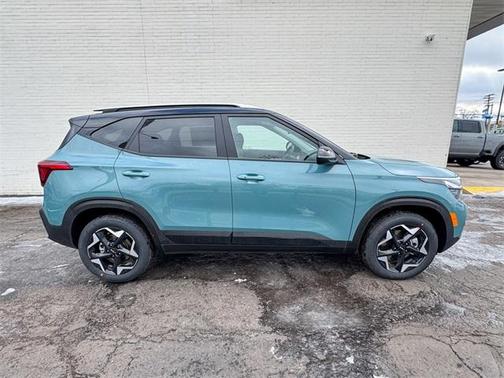 2025 Kia Seltos S
