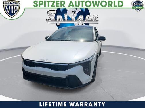Snow White Pearl 2026 Kia K4 GT-Line