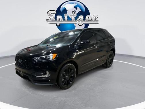 2023 Ford Edge ST Line