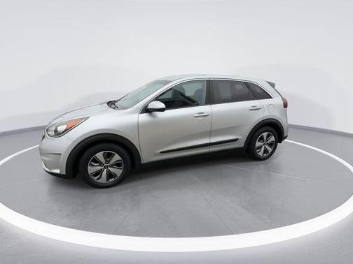 2017 Kia Niro FE
