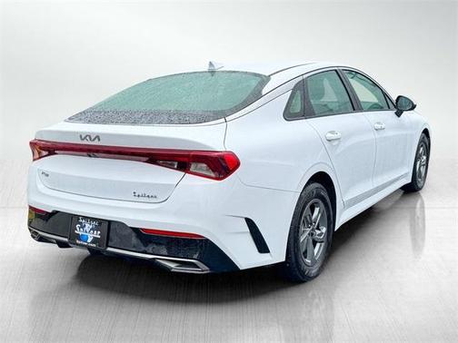 2022 Kia K5 LXS