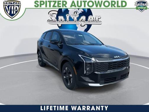 Ebony Black 2026 Kia Sportage LX