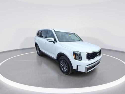 2024 Kia Telluride LX