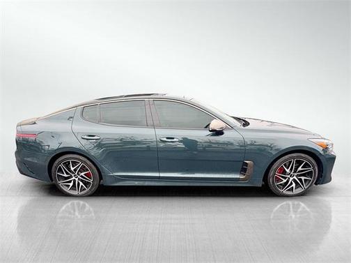 2022 Kia Stinger GT-Line