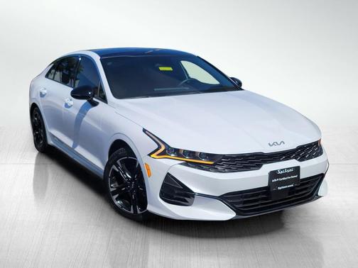 2022 Kia K5 GT-Line